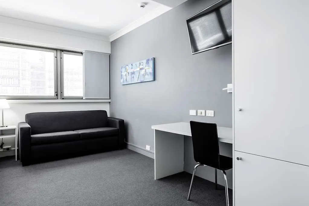 George Williams Hotel Brisbane 4*,